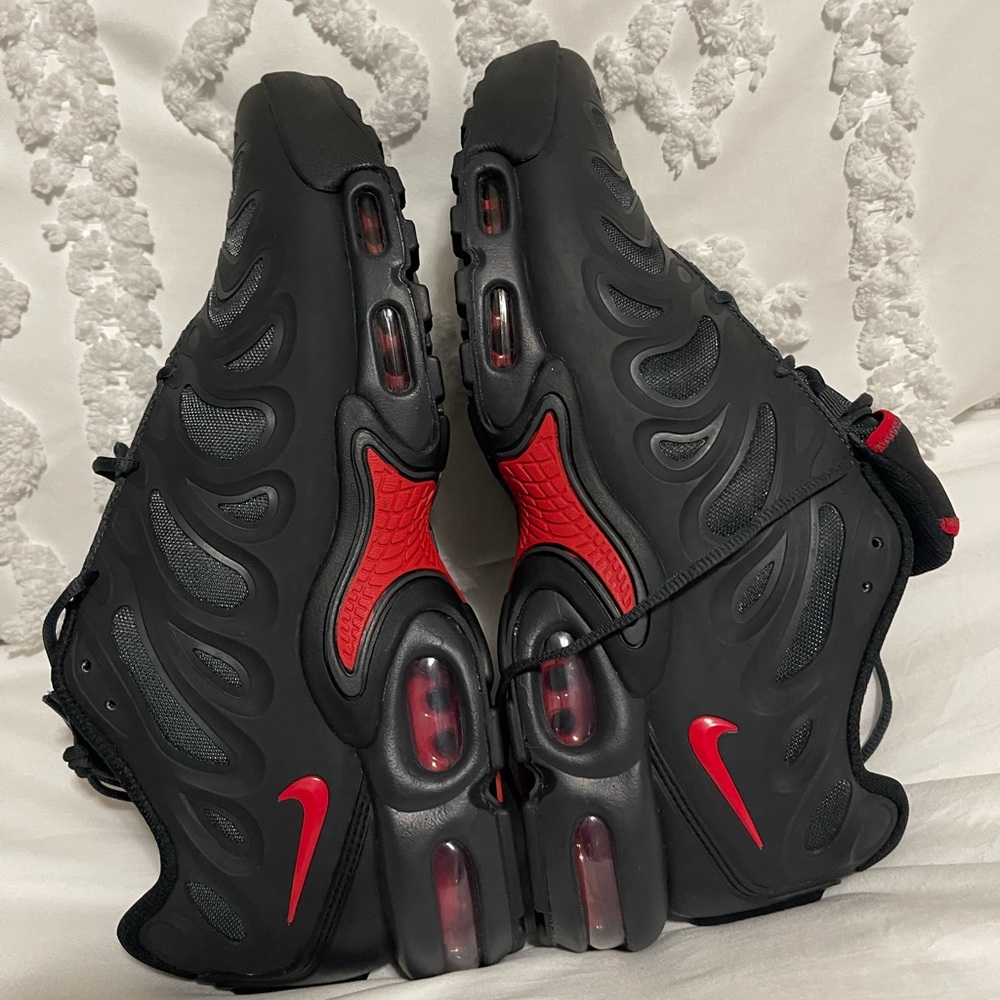 Nike Air Max Plus Drift Bred Size 12.5